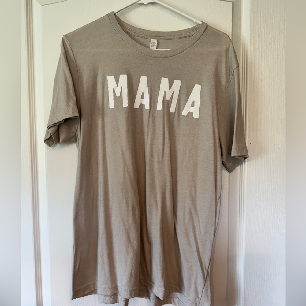 Beige 'MAMA' Graphic T-Shirt